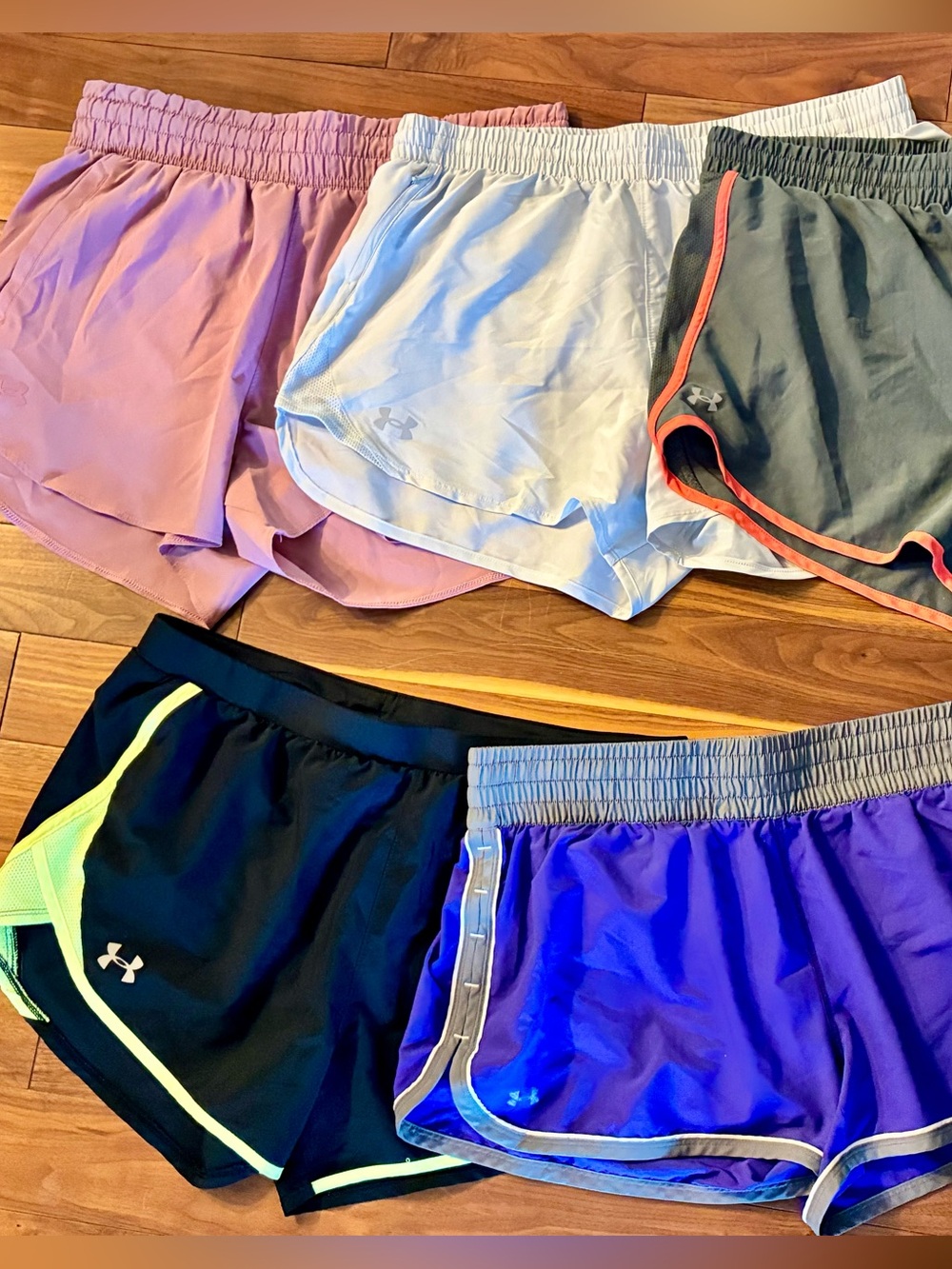 NEW Lot of 5 Under Armour tempo running gym shorts L